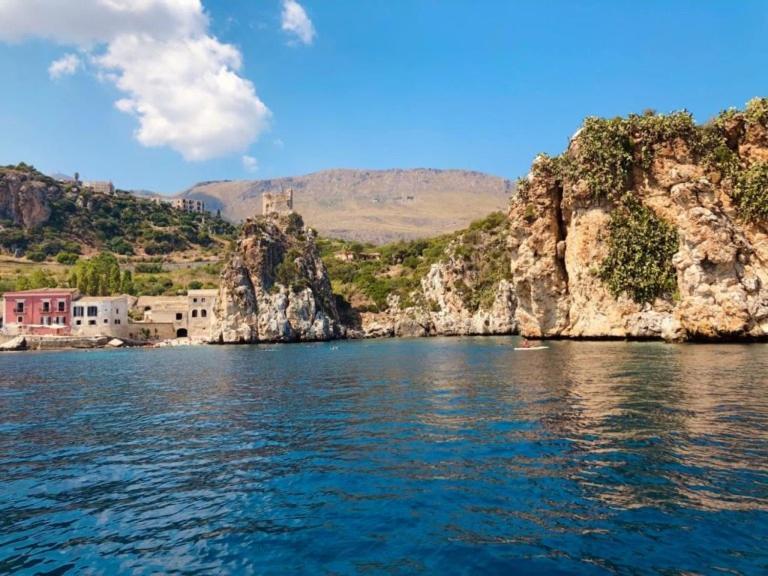 Casa Vacanza Accetta Trappeto  Luaran gambar